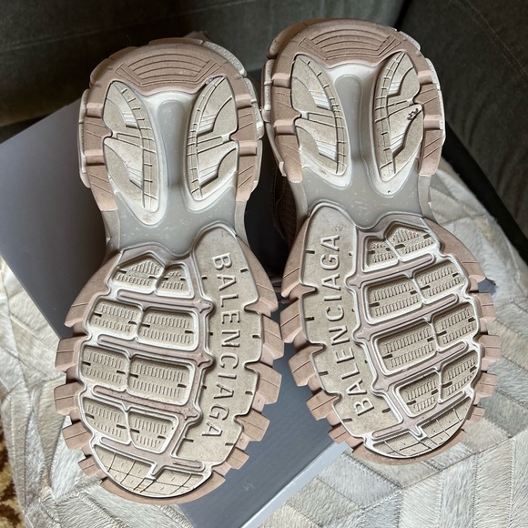 BALENCIAGA Track 3.0 Distressed Mesh Sneakers US 9, IT 39 Beige Tan Womens - Picture 9 of 14